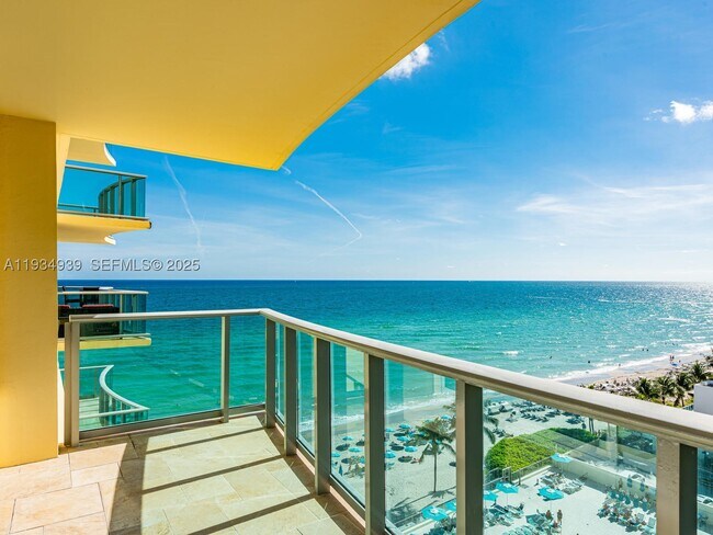 Building Photo - 2501 S Ocean Dr Unit 1012(available August 18)