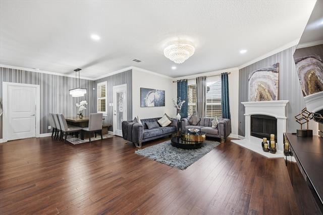 Photo - 3713 Wrexham St