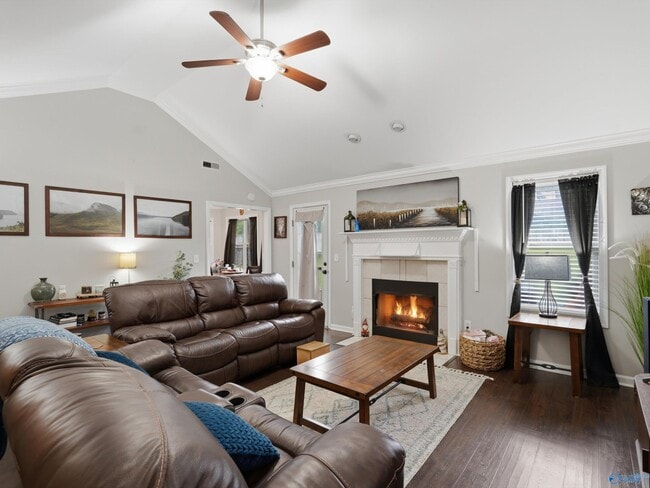 Photo - 140 Poplar Green Ln