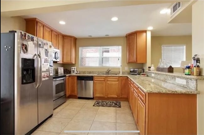 Photo - 6866 Milne Blvd