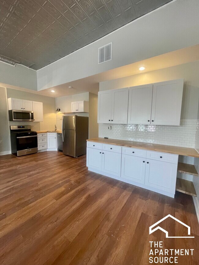 Photo - 1949 S Canalport Ave Unit 1