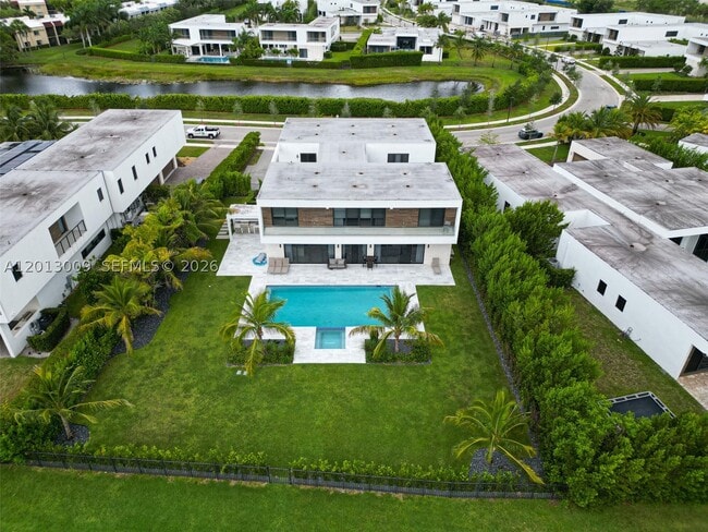 Building Photo - 16529 Botaniko Dr N