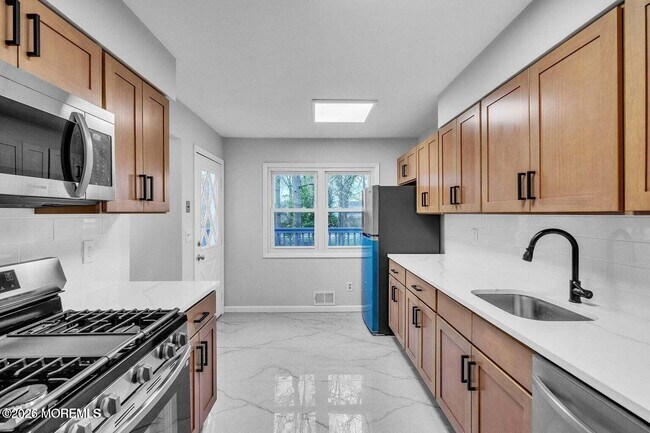 Photo - 1575 Deer Hollow Dr