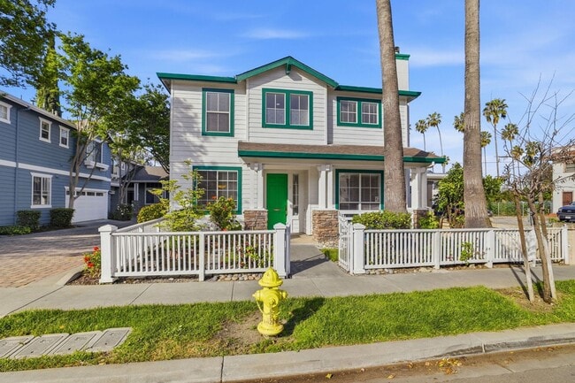 Building Photo - Available Now!