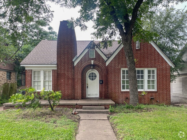 Building Photo - 1816 Colonial Ave Rental