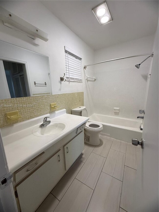 Photo - 2880 NE 203rd St Unit 26