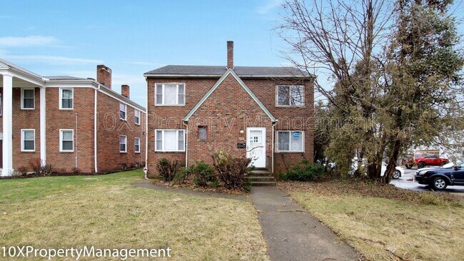 Photo - 2909 Sullivant Ave