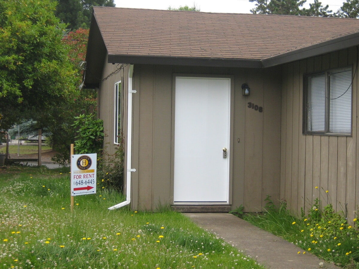 2 bedroom 1 bath single level duplex - 2 bedroom 1 bath single level duplex Casa