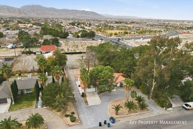 Photo - 5959 N Butler St