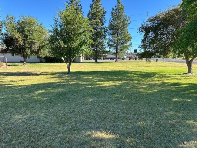 Photo - 2309 S Malin Rd