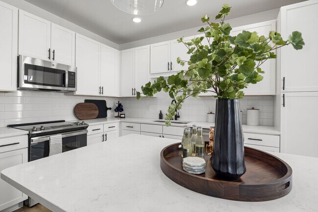 The Lindley at Grove 98 apartments — community photo