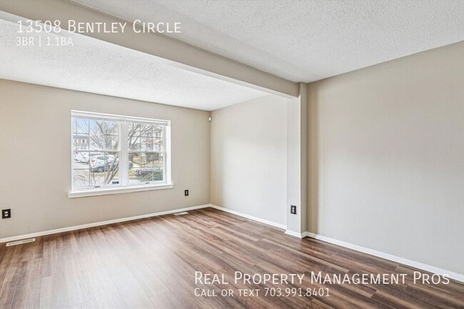 Photo - 13508 Bentley Cir