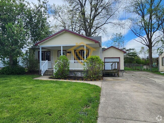 Building Photo - AVAILABLE NOW! Updated, Anderson 2 Bedroom... Rental