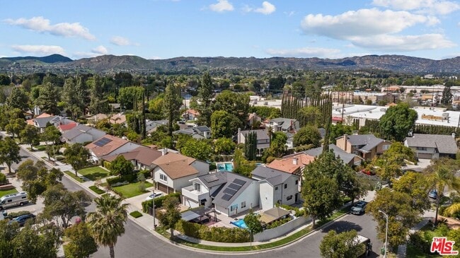 Building Photo - 6245 McLaren Ave