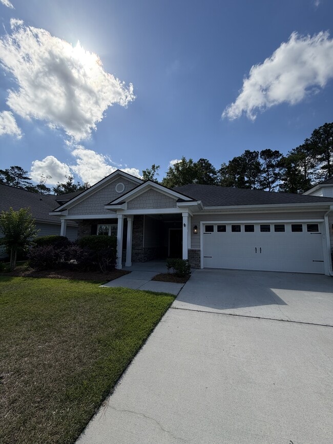Photo - 168 Martello Rd