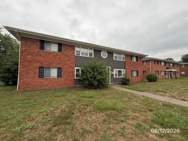 Building Photo - 2220 Nuttman Ave Unit Apt D