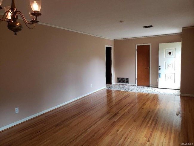 Photo - 1203 Oates Rd