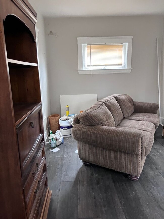 Photo - 3-Bedroom Home for Rent in Cleveland – Pet Friendly! Only $1,300