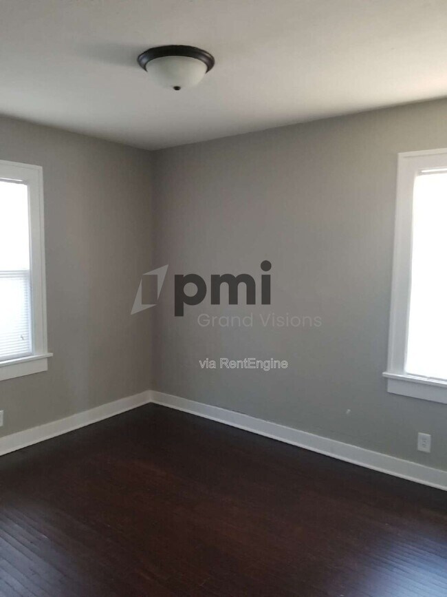 Photo - 698 S Stone St