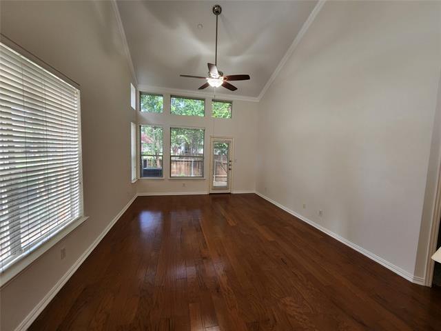 Photo - 9829 Castlewood Dr