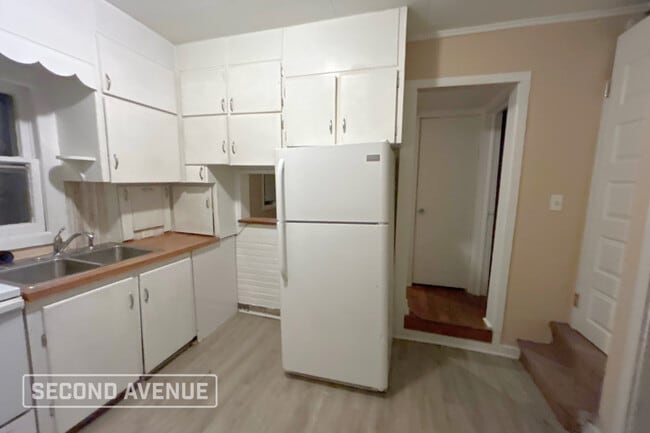 Photo - 208 S Thomas Ave