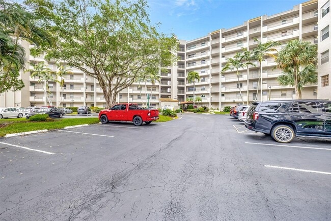 Photo - 3940 Inverrary Blvd Unit 504-A