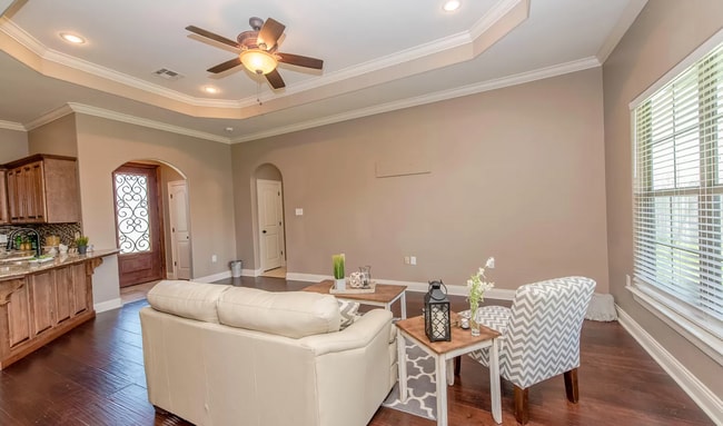 Photo - 315 Hill Ridge Dr