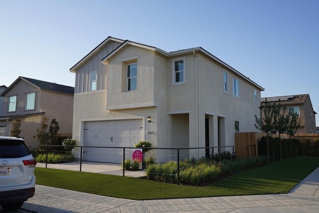 Building Photo - Newly Built 3/3 Wilson Home