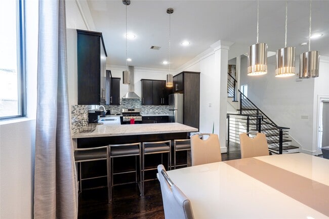 Photo - 1205 Summer St Unit B