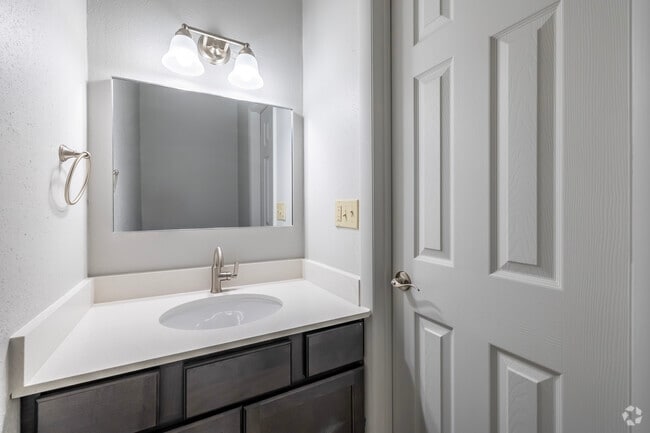 2BR, 1.5BA - 1,480SF - Half Bathroom
