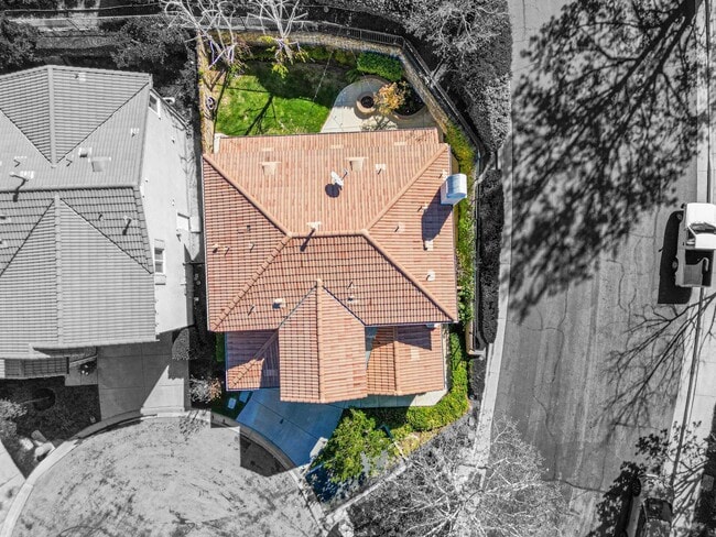 Photo - 25352 Avanti Ct