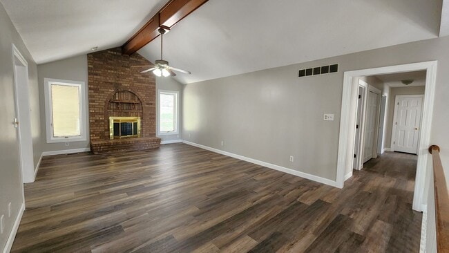 Photo - Lake Sherwood Executive 4BR, 3BTH home in Washburn Rural Schools!