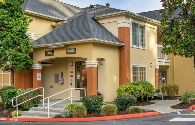 Furnished Studio-Seattle - Bellevue - Factoria