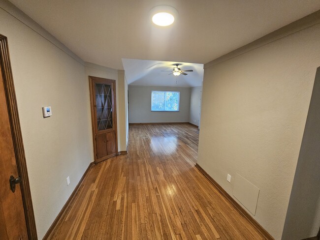 Photo - 1798 Northwest Blvd