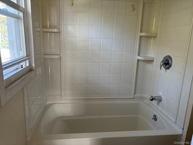 Photo - 7 Hudson Ave Unit 2