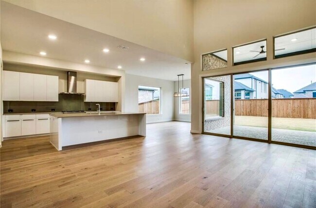 Photo - 4031 Heatherton Dr