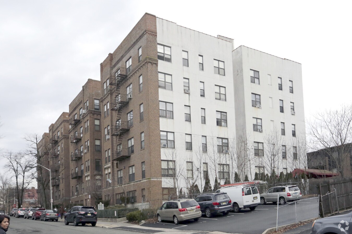 Photo - Lincoln Court LLC