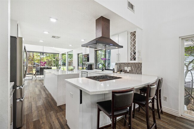 Photo - 64 N Timber Top Dr