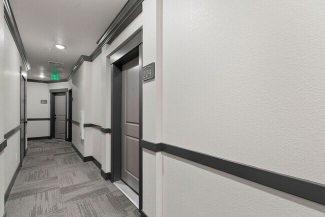 Photo - Charming 2 Bedroom, 2 Bath Condo in Secure...