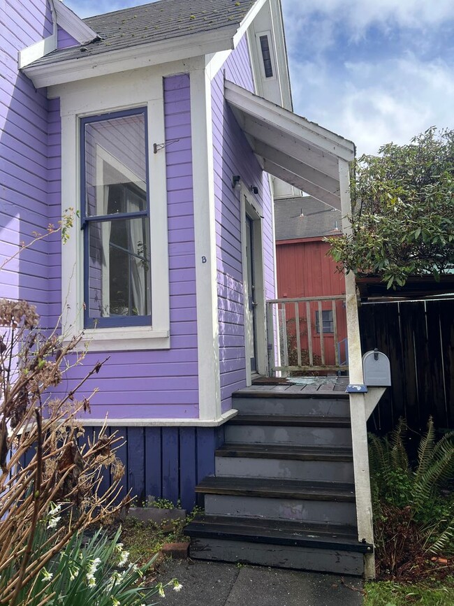 Photo - 588 Meriwether Unidad B