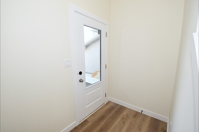 Photo - 2131-2135 5 Ave SW Unité 2131