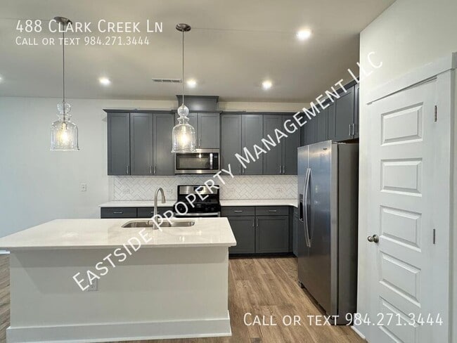 Photo - 488 Clark Creek Ln