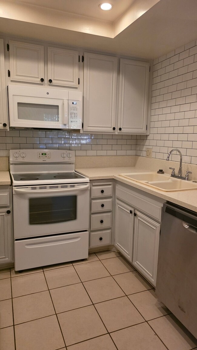 22100 Burbank Blvd Unit 247E