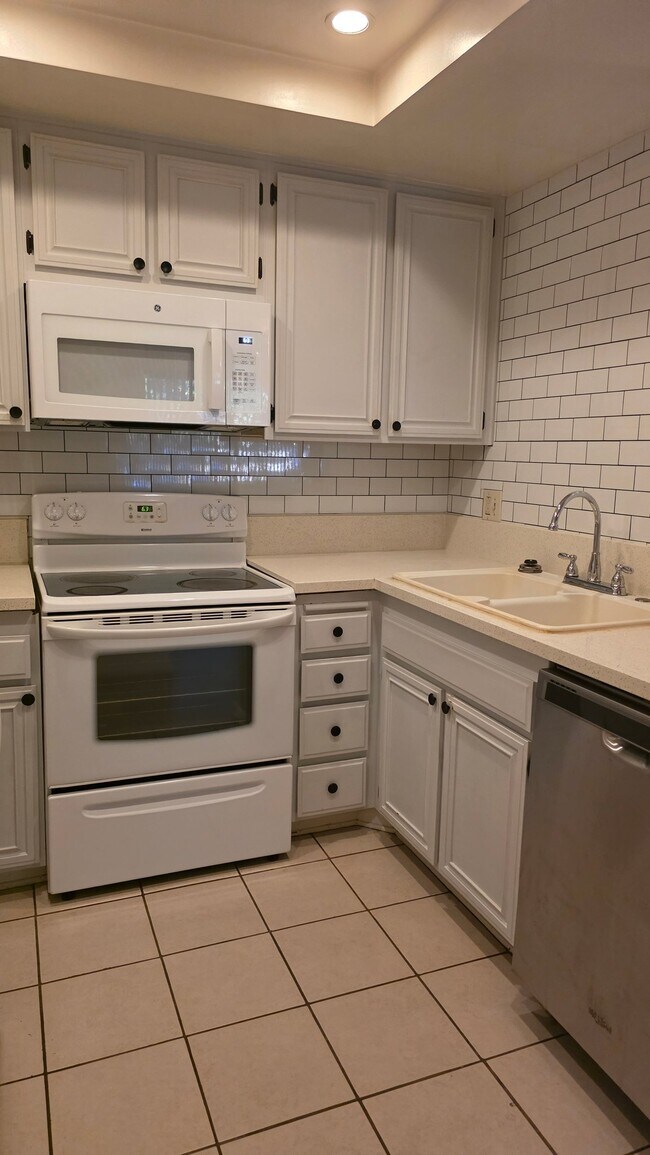 Photo - 22100 Burbank Blvd Unit 247E