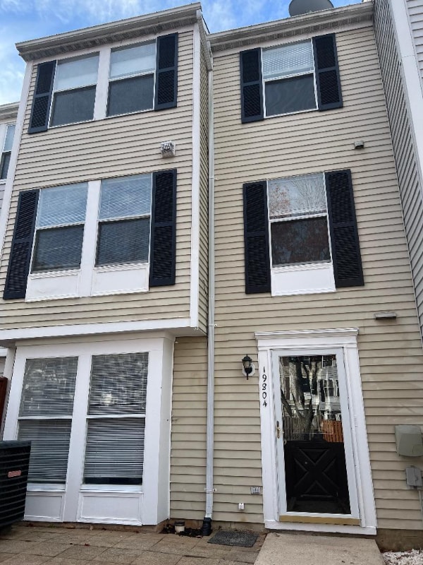 Photo - 19804 Larentia Dr