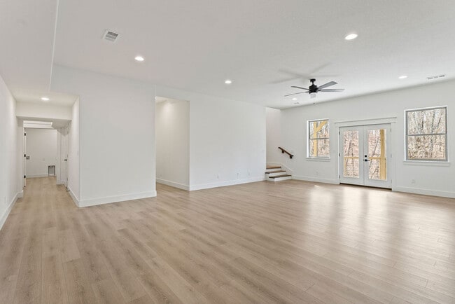 Photo - 11 Pagham Ln