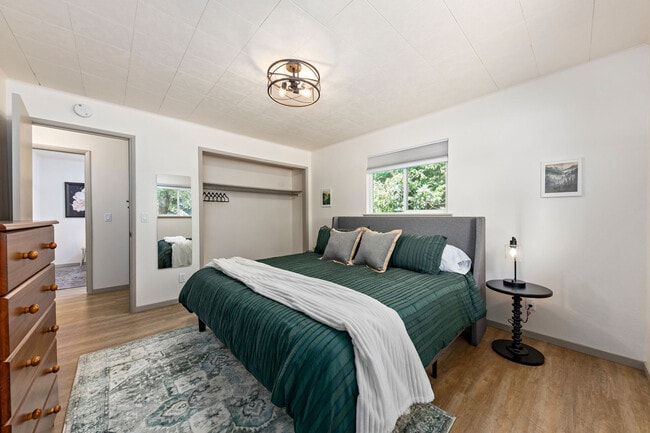 Photo - 2087 Upper River Rd