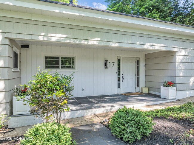 Photo - 17 Hilltop Terrace N