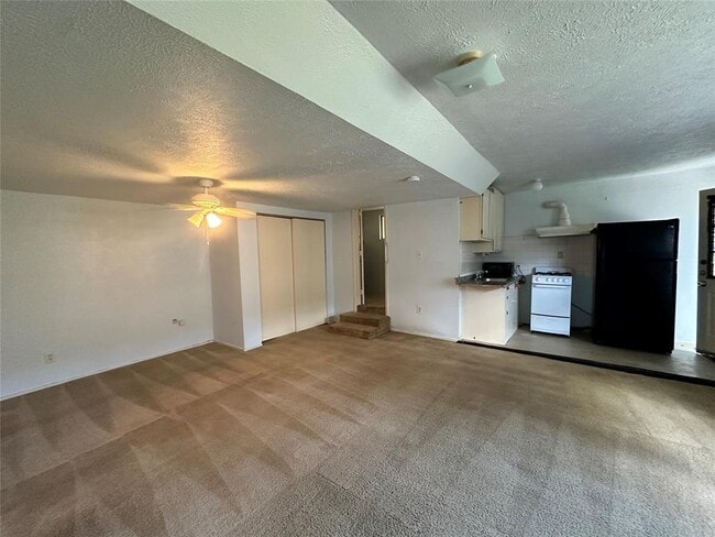 Photo - 4430-4432 Bell St Apartment Unit 3 Down