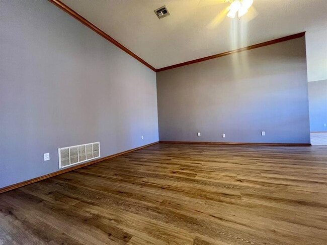 Photo - 2909 SE 96th St